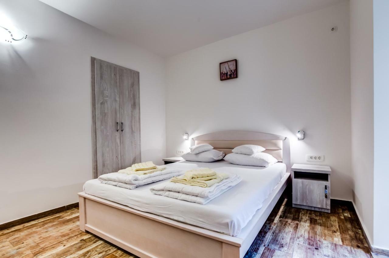 Hotel Sara Kotor Zimmer foto