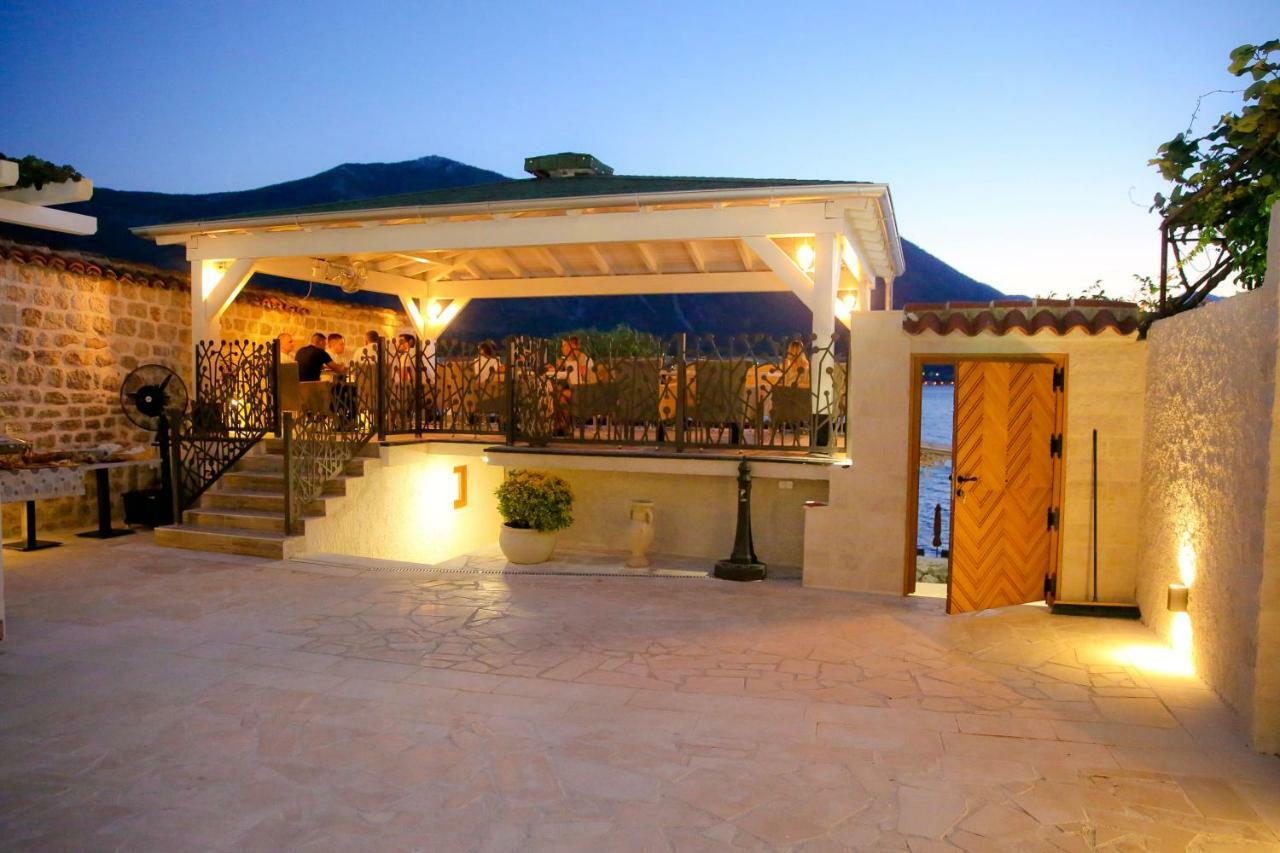 Hotel Sara Kotor Exterior foto